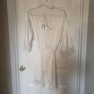Bride white lace robe
